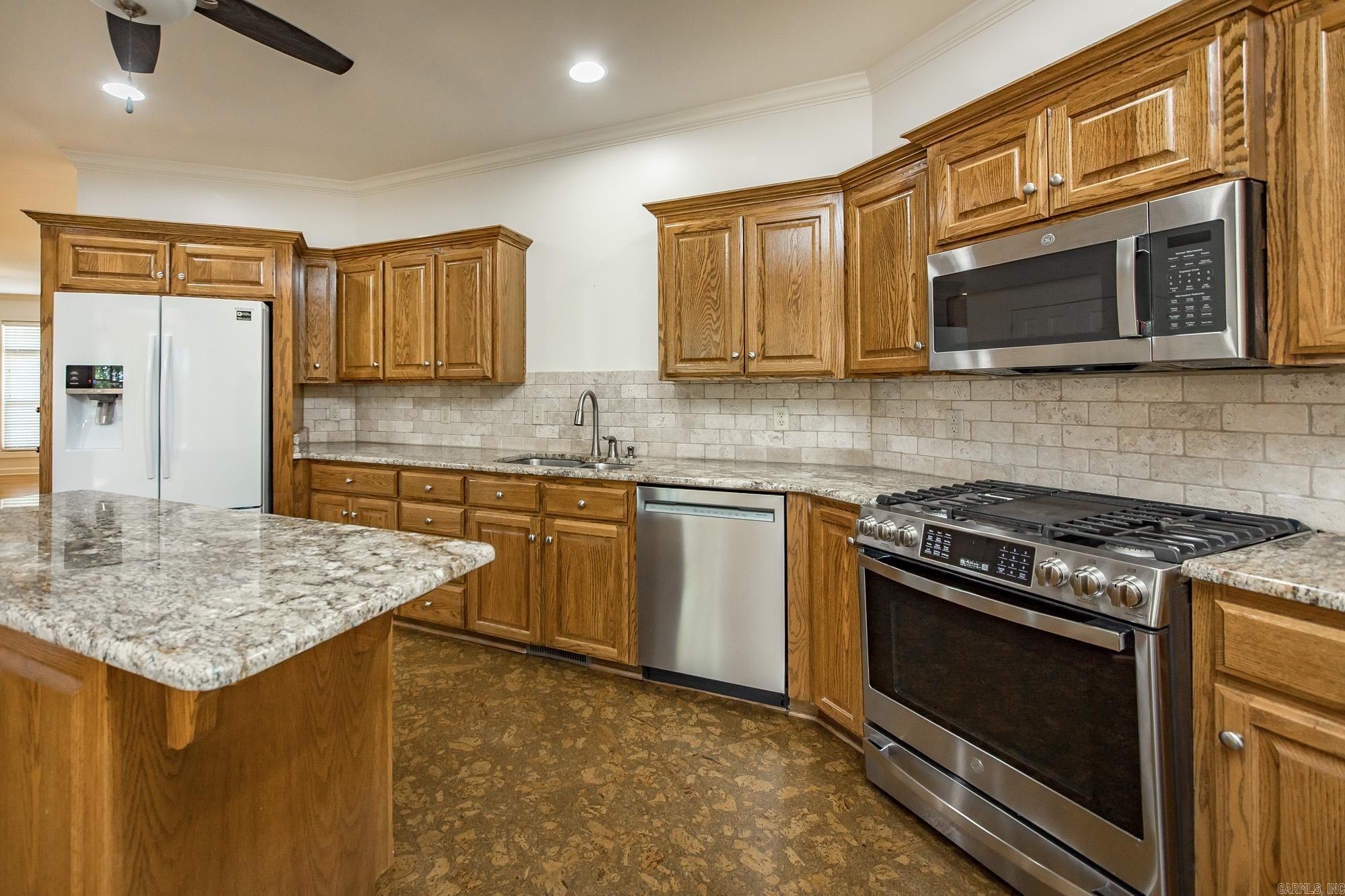 8 Castle Rock Cove