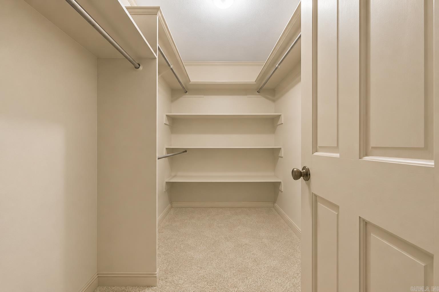 514 Cambridge Place Drive