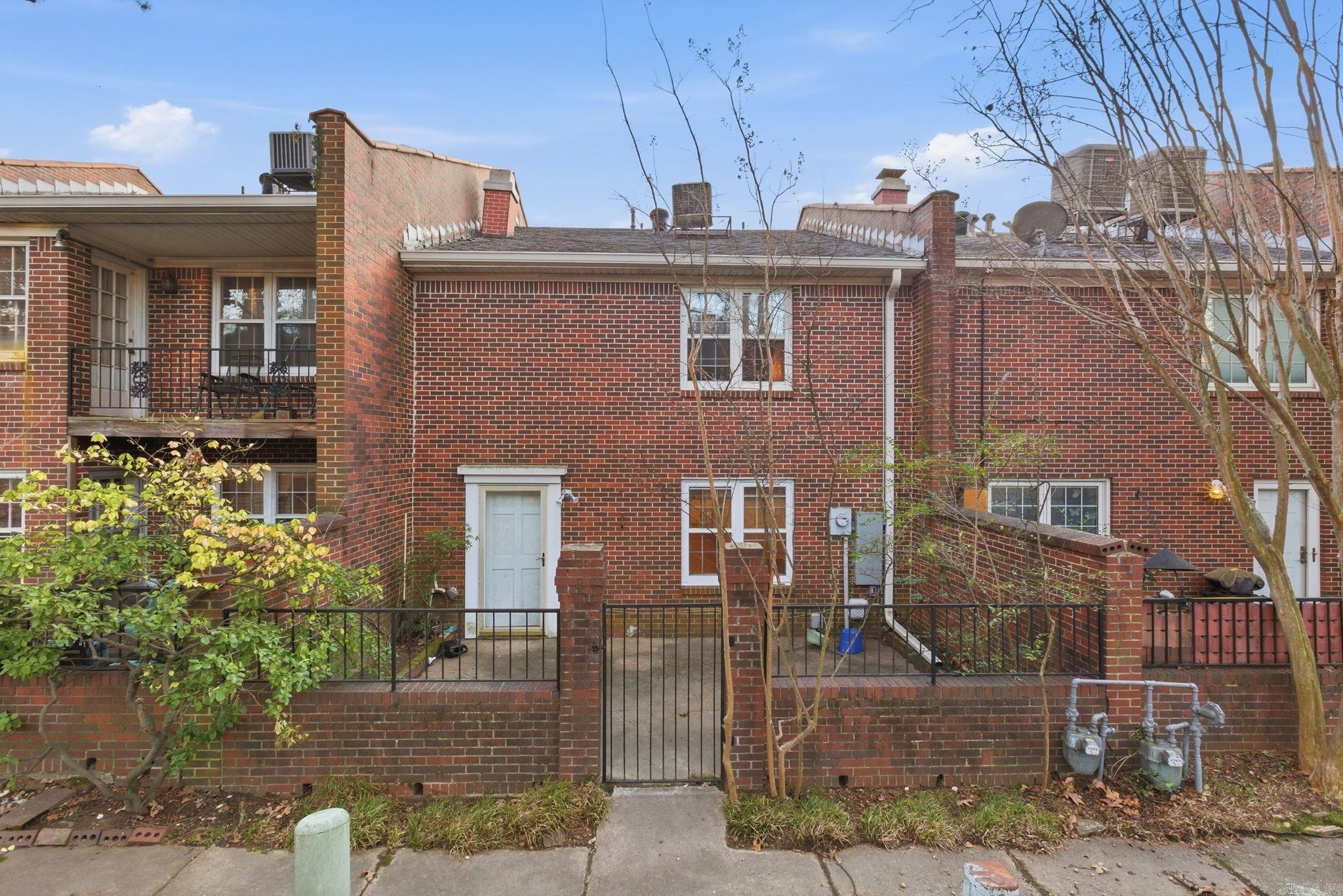 514 Cambridge Place Drive