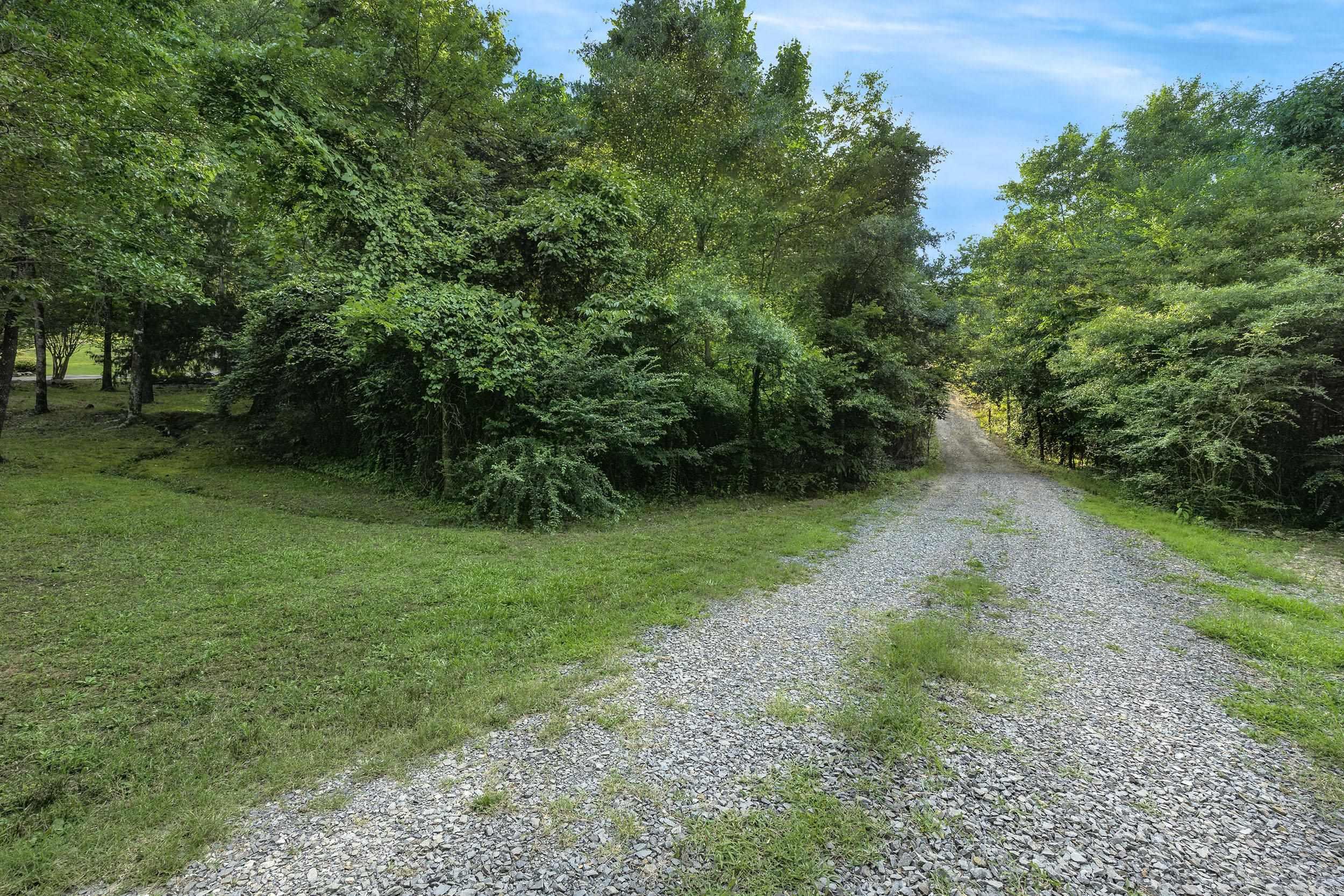 15625 Highway 300