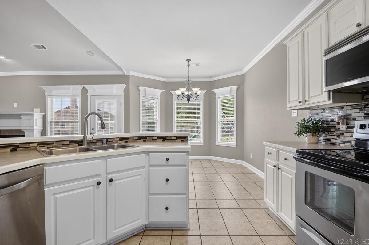 13601 Dynasty Drive