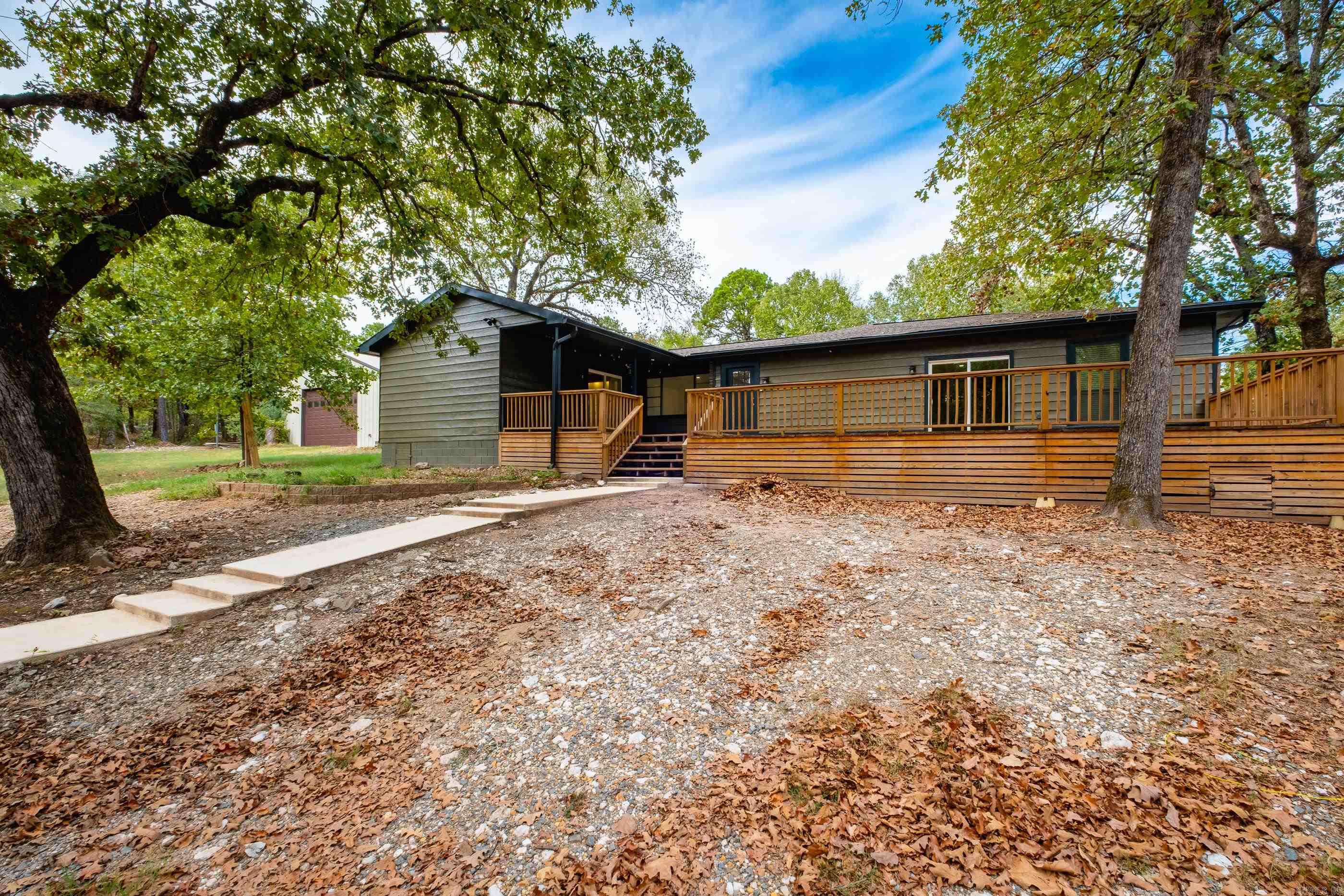 2201 Roberts Road