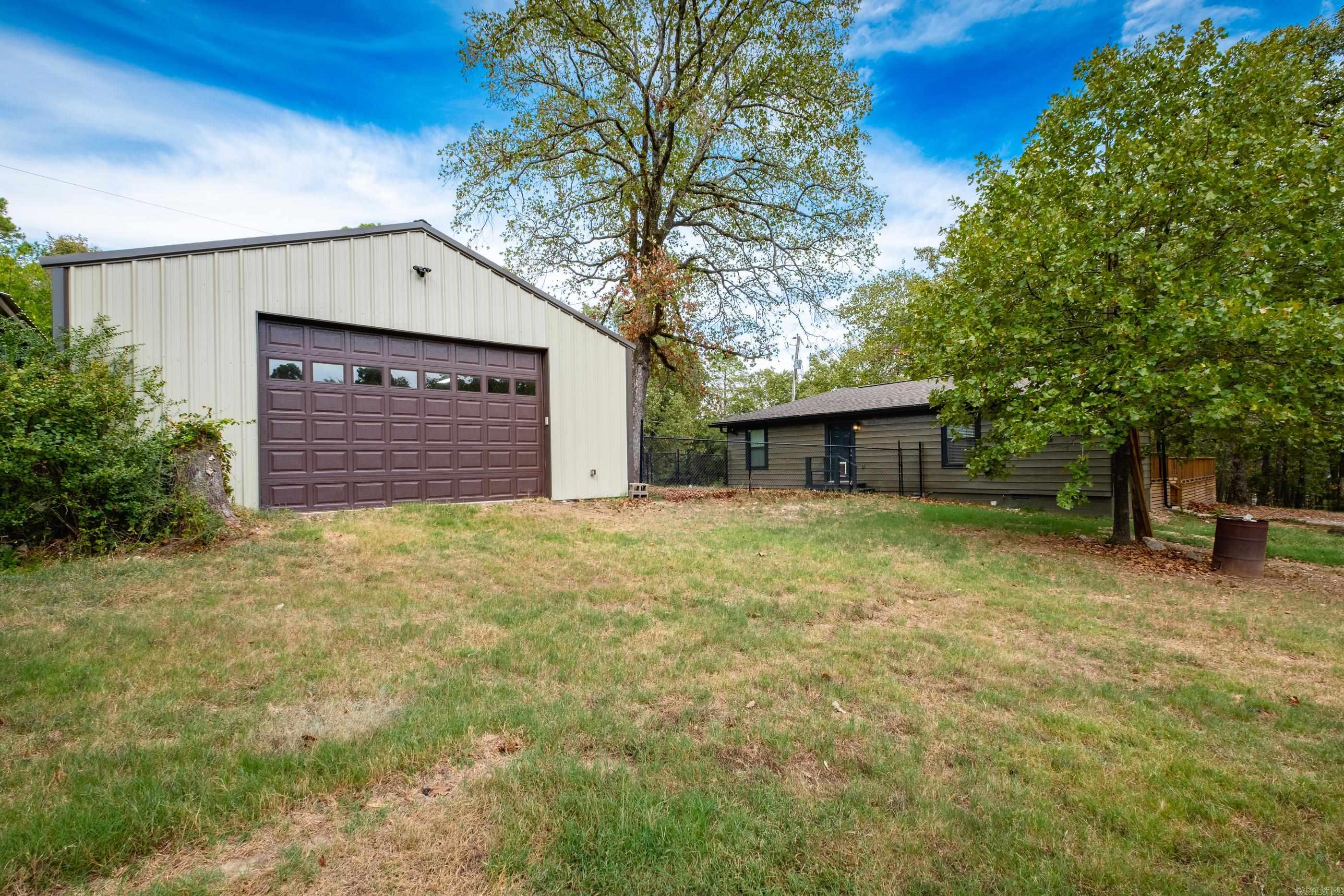 2201 Roberts Road