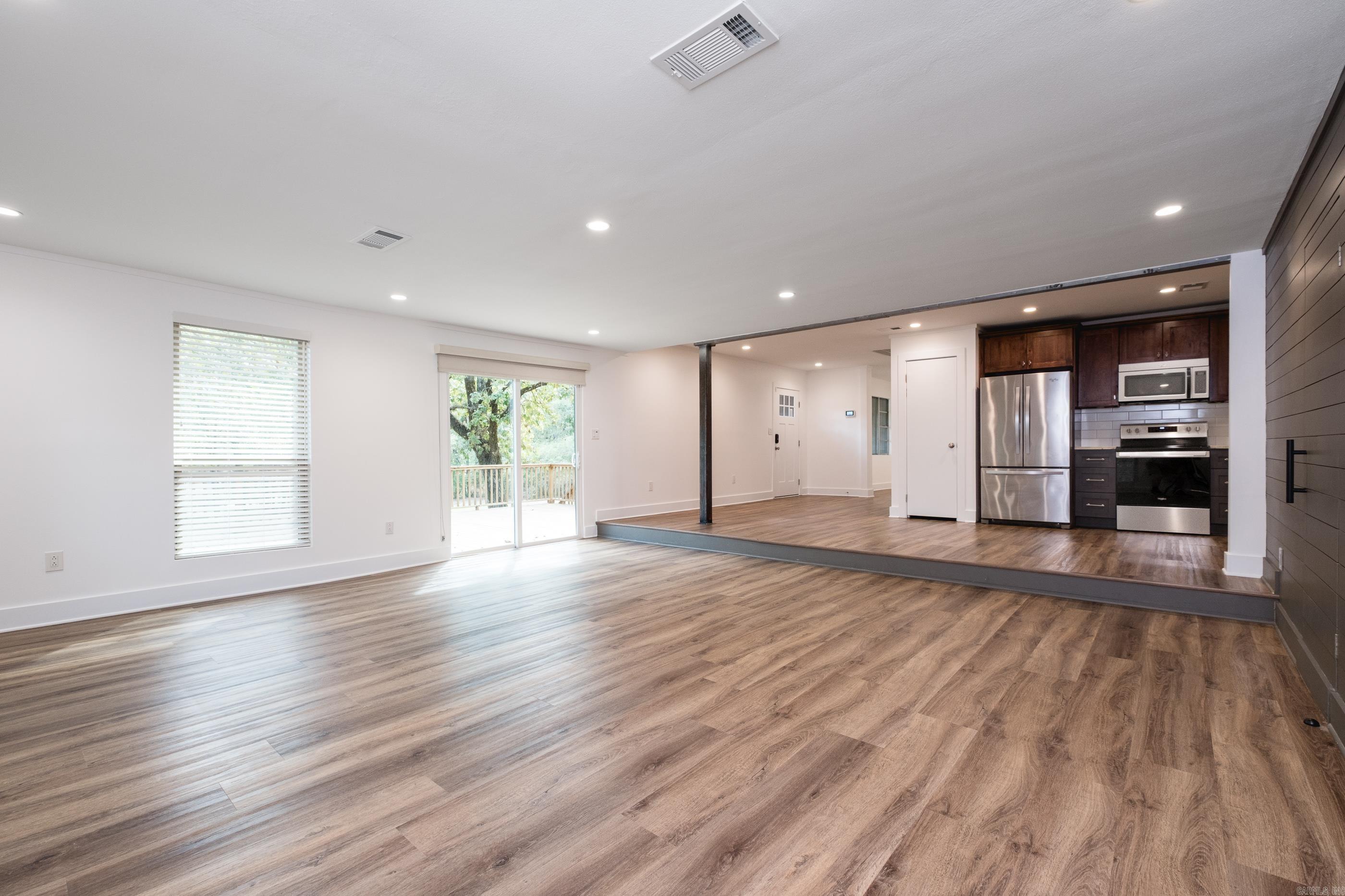 2201 Roberts Road