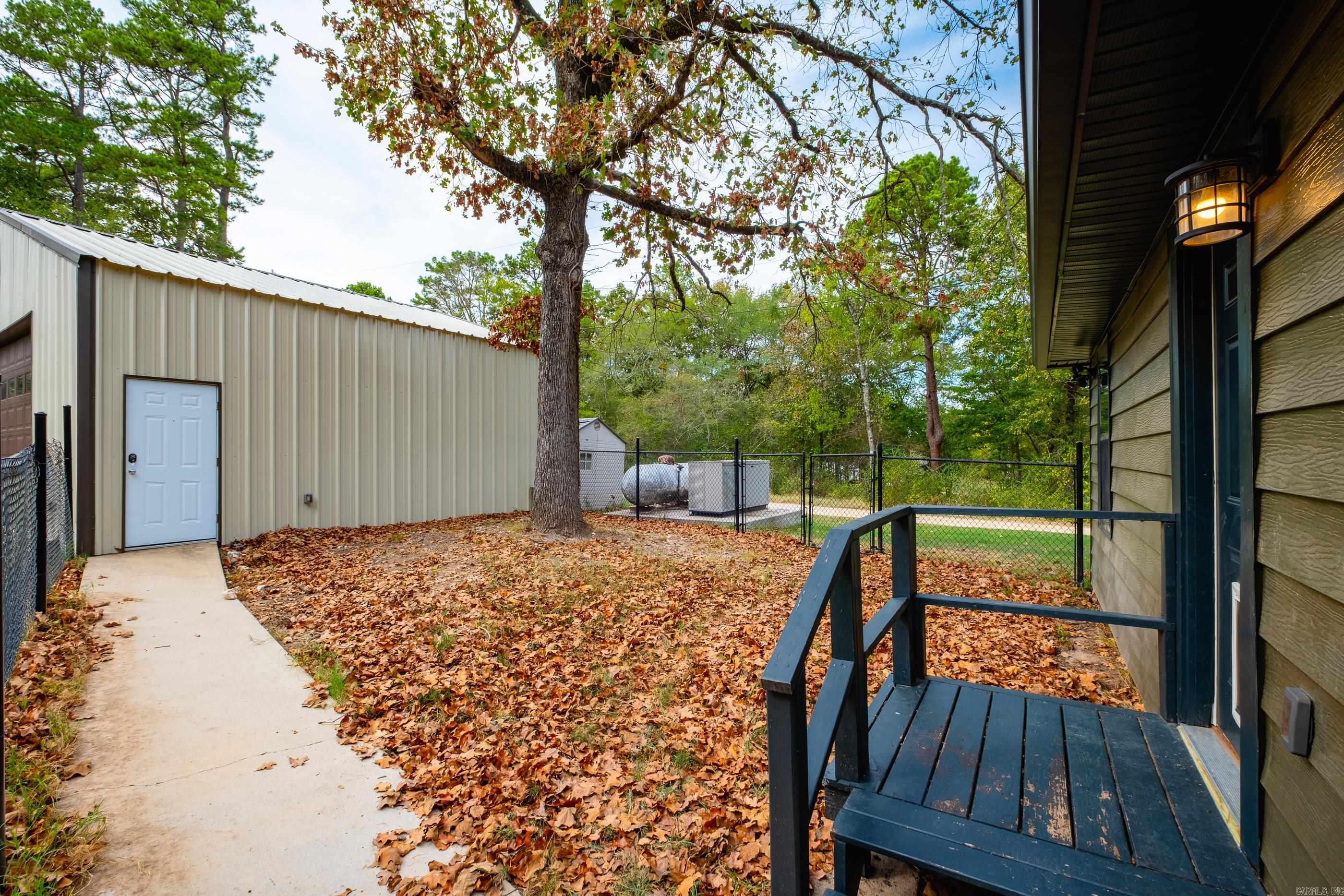 2201 Roberts Road