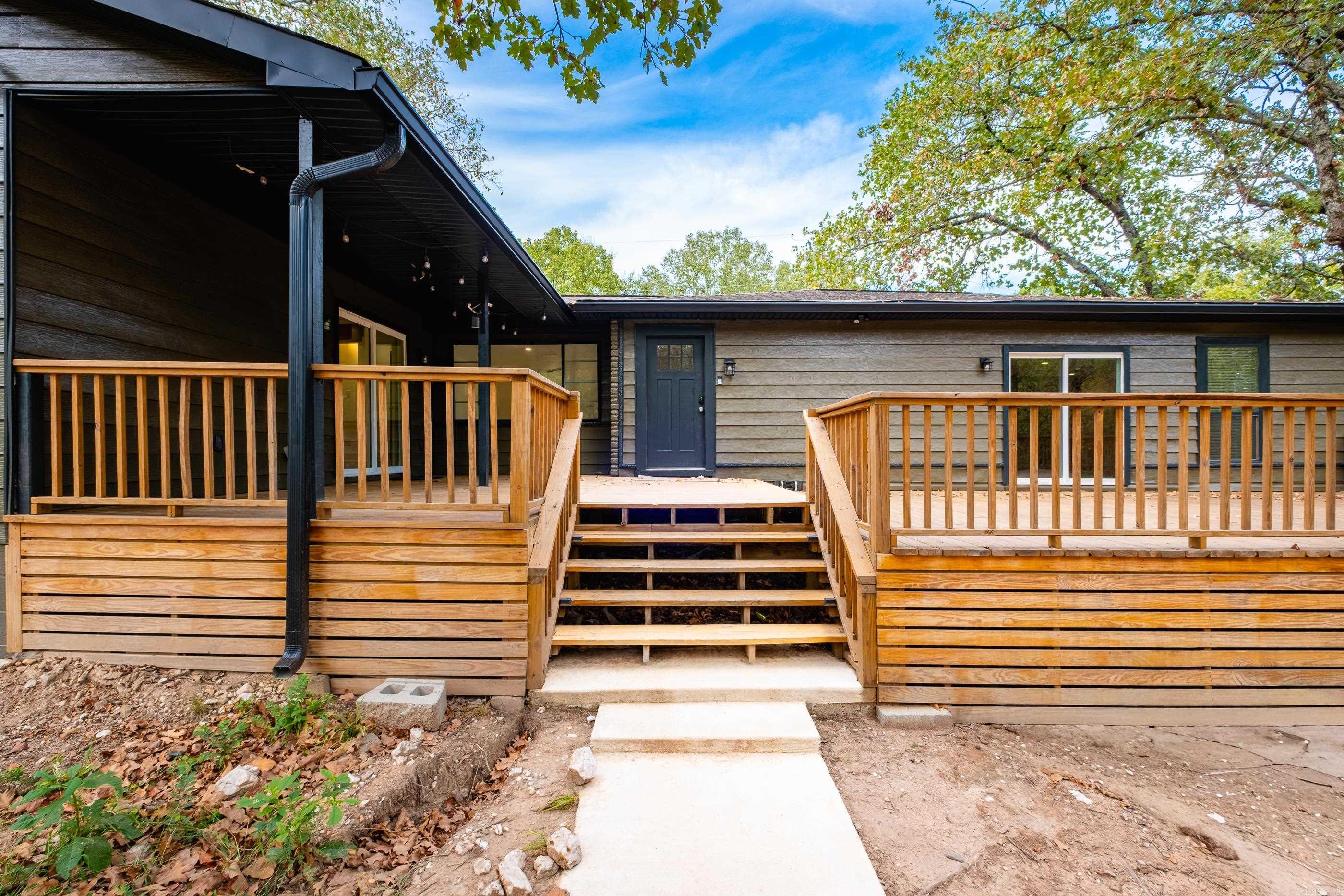 2201 Roberts Road