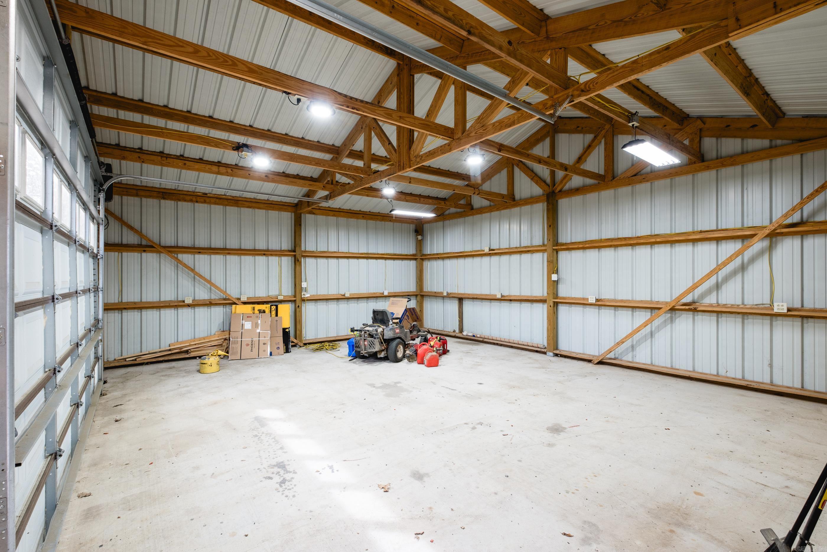2201 Roberts Road