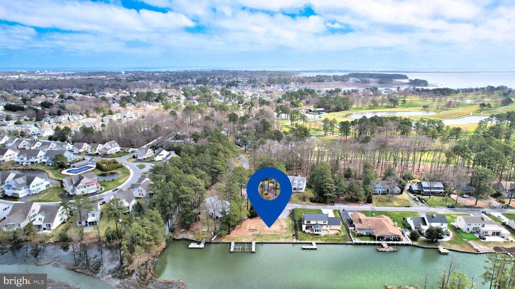 21 West Side Dr
