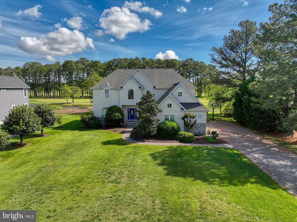 118 West Side Dr