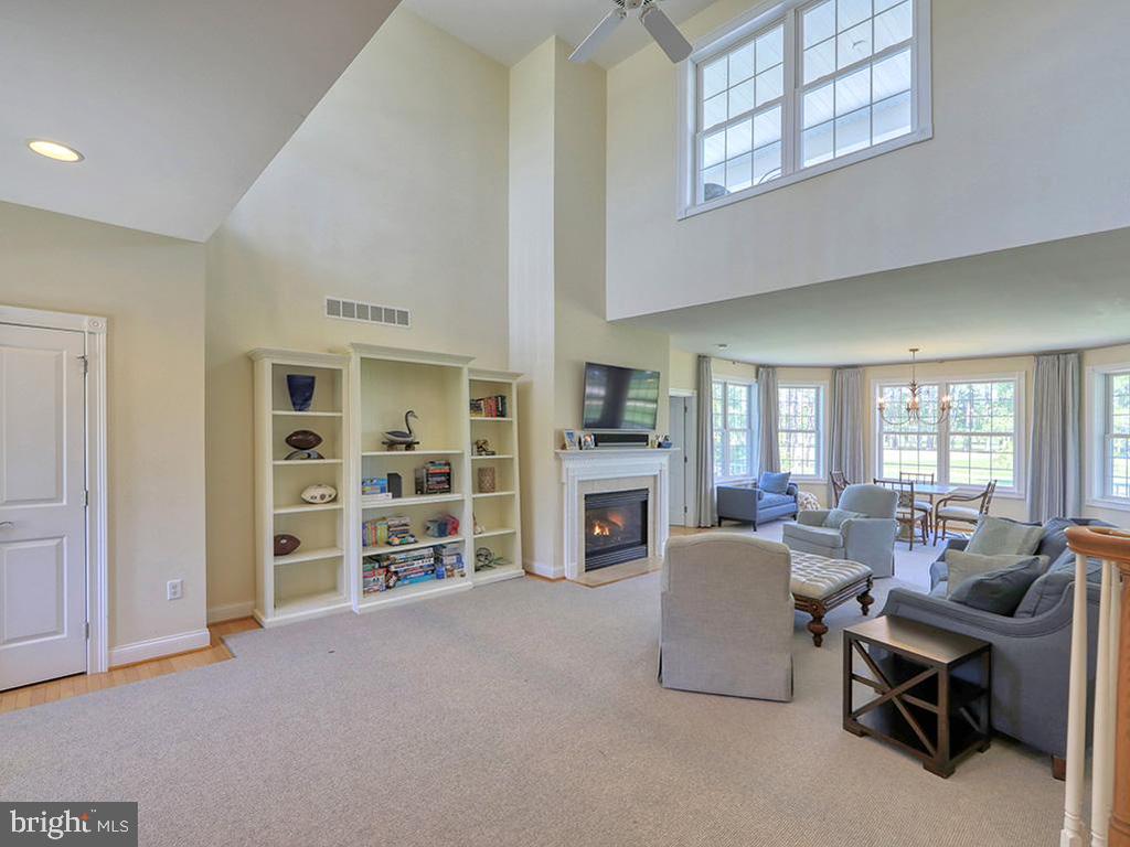 118 West Side Dr