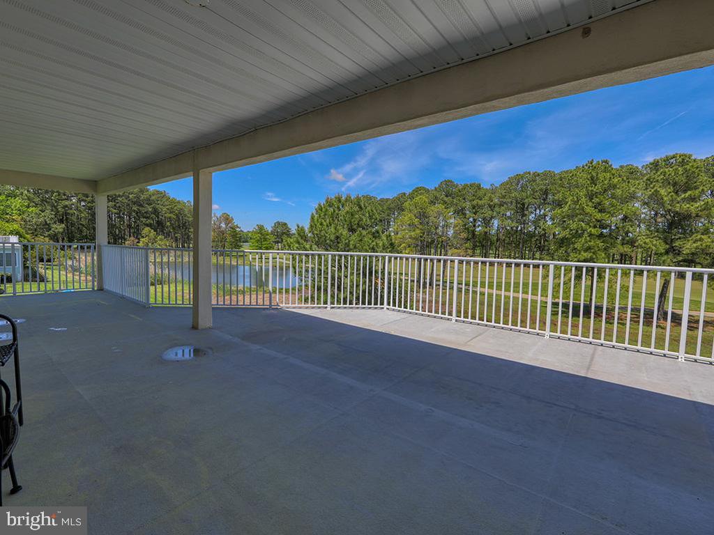 118 West Side Dr