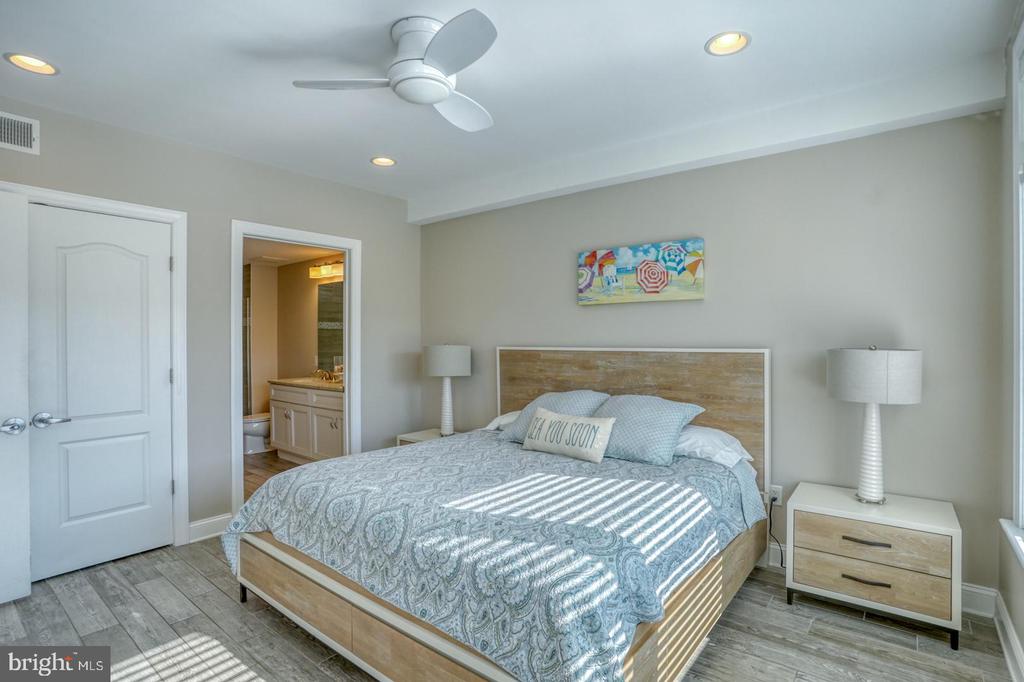 1301 Coastal Highway #V422