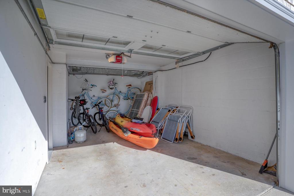 8 Vermont Ave