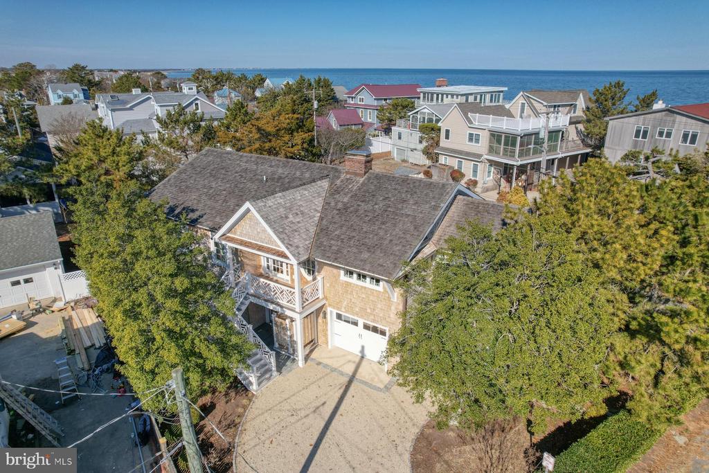 8 Vermont Ave