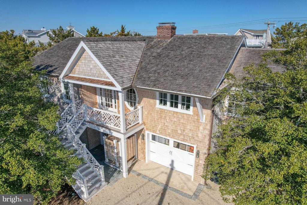 8 Vermont Ave