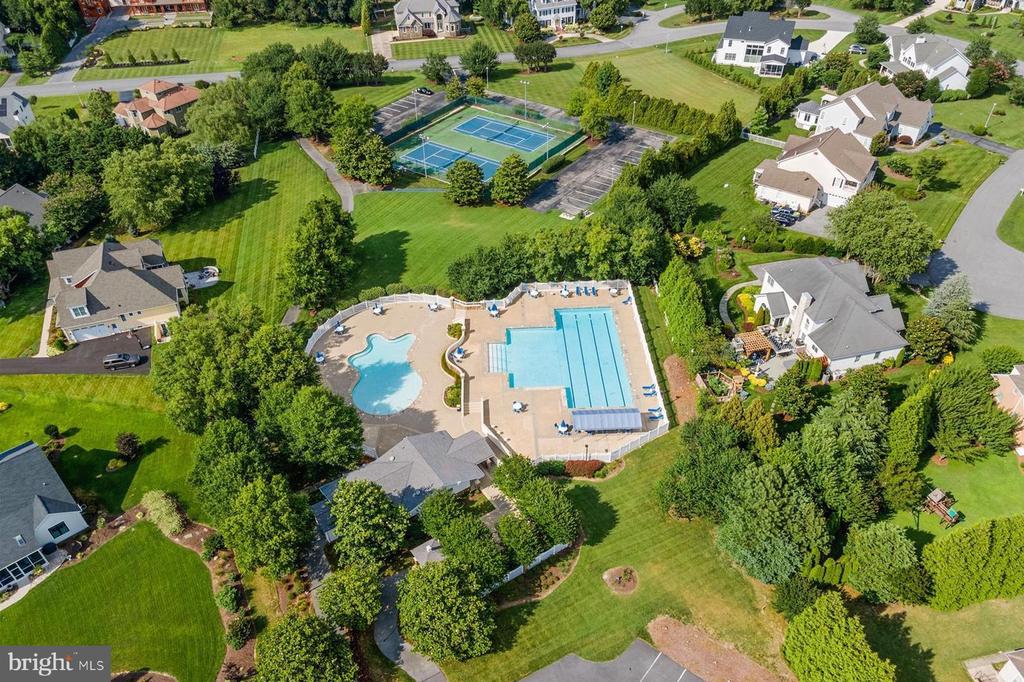 36188 Tarpon Dr