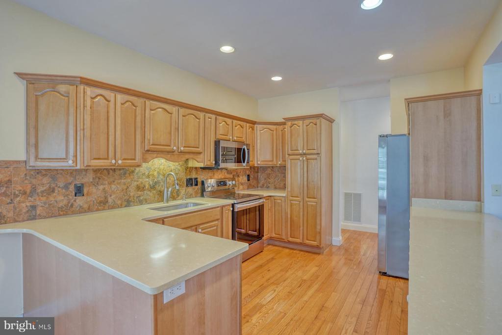 36188 Tarpon Dr