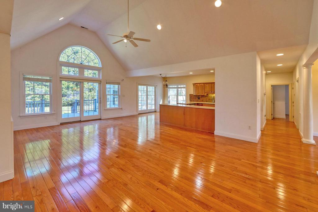 36188 Tarpon Dr