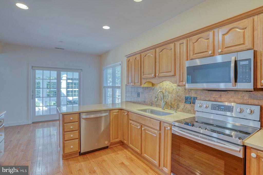 36188 Tarpon Dr