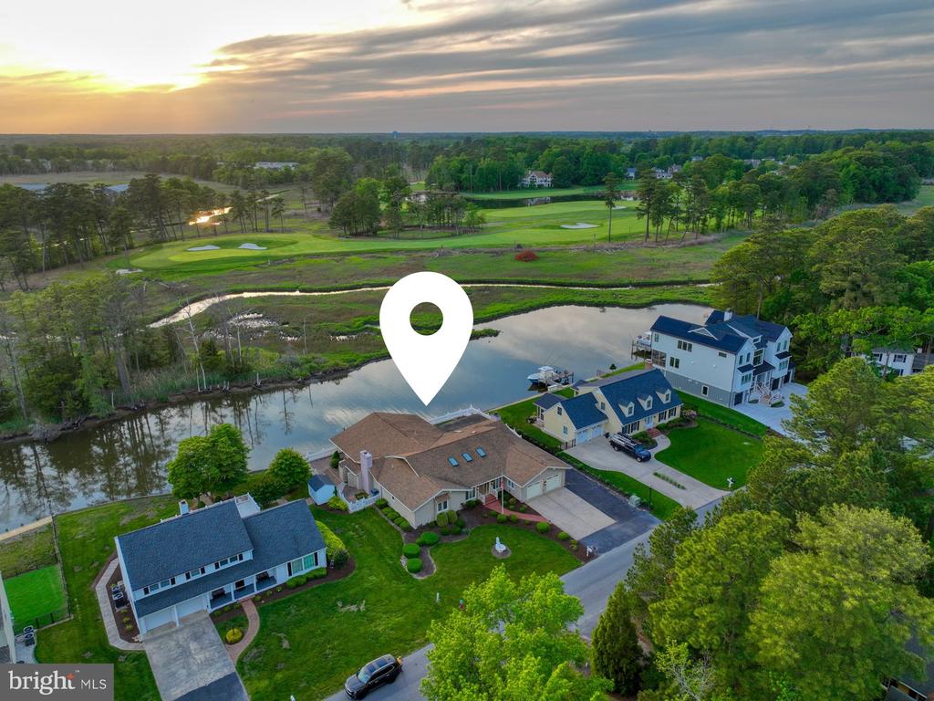 25 West Side Dr