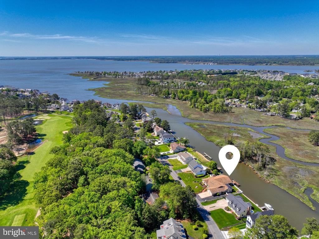 25 West Side Dr