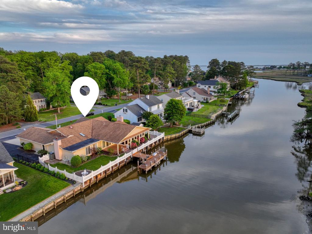 25 West Side Dr