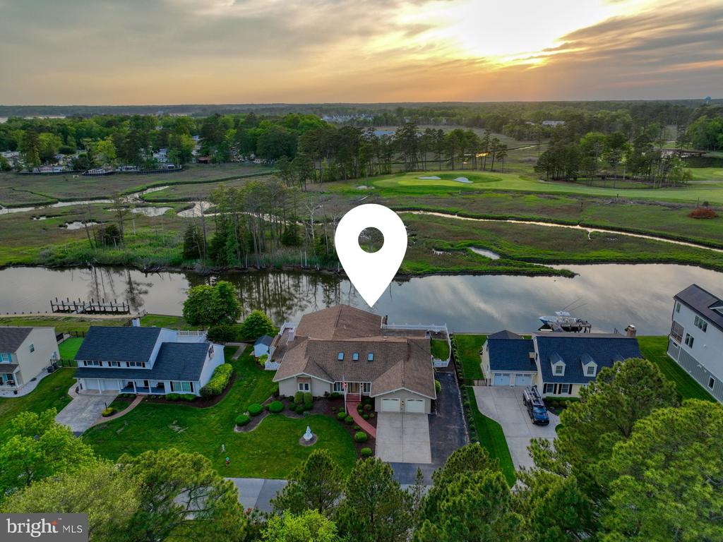 25 West Side Dr