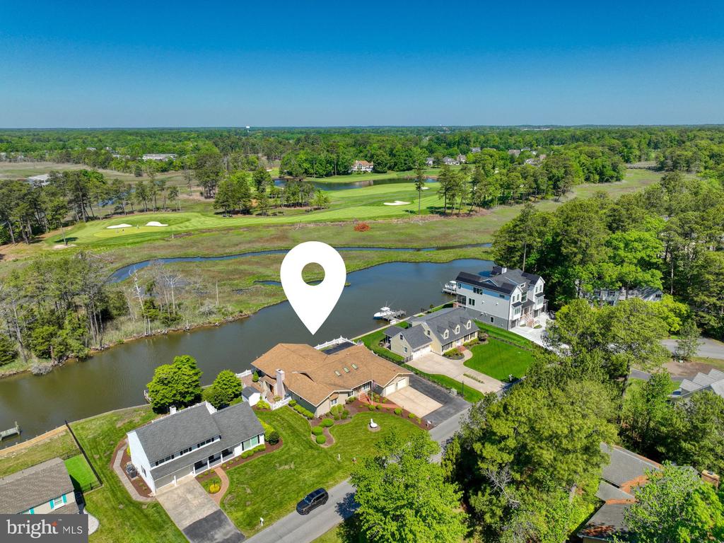 25 West Side Dr