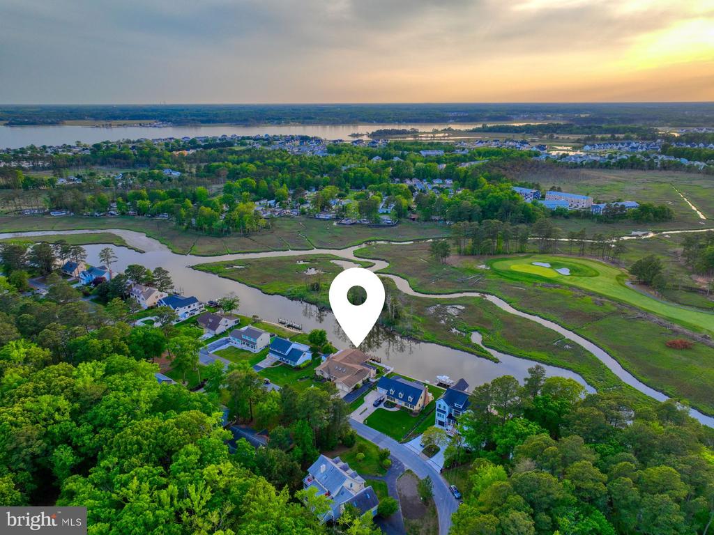 25 West Side Dr