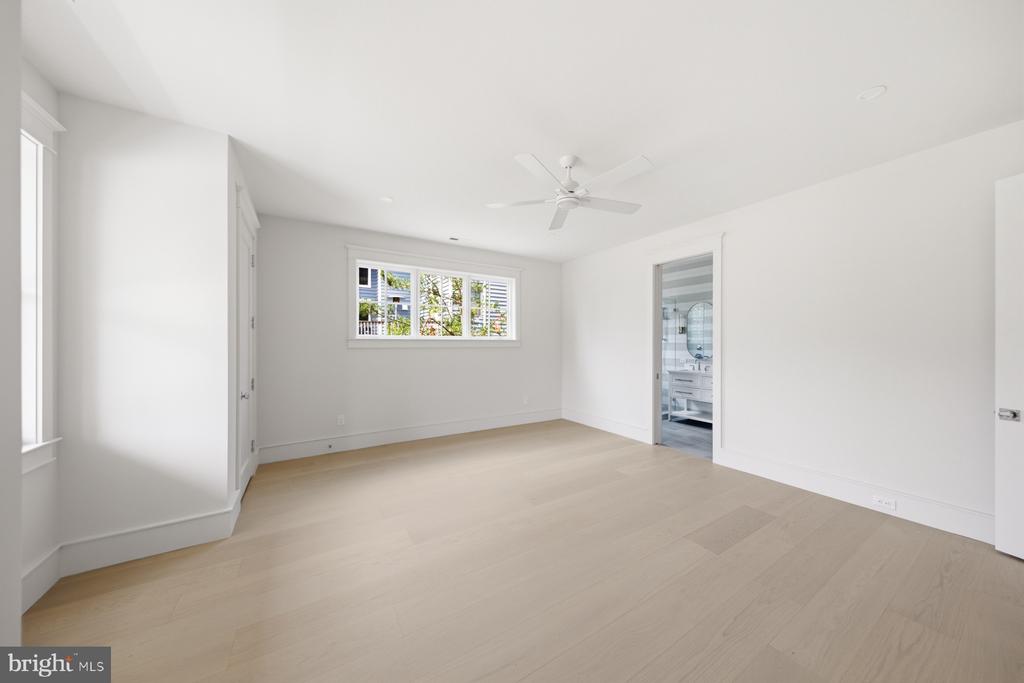 39687 SANDPIPER LANE