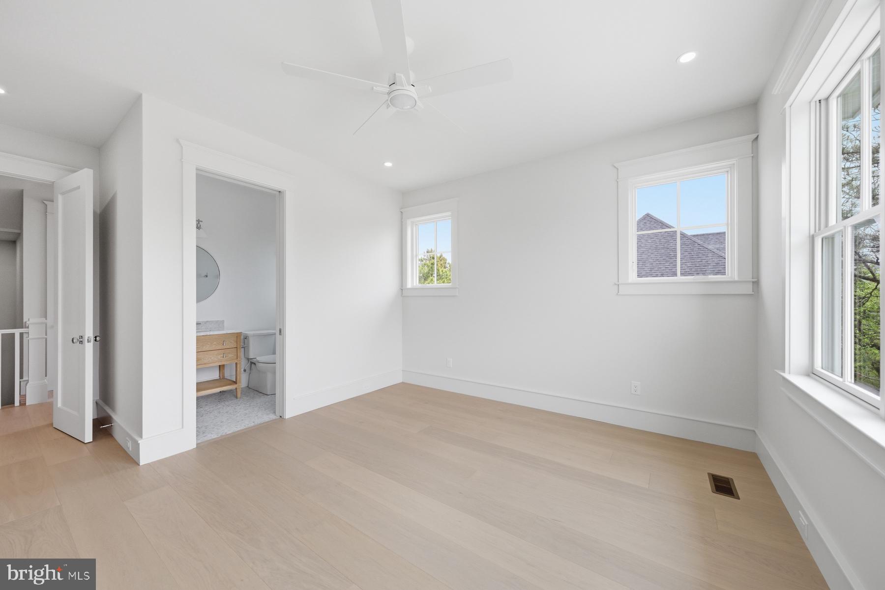 39687 SANDPIPER LANE