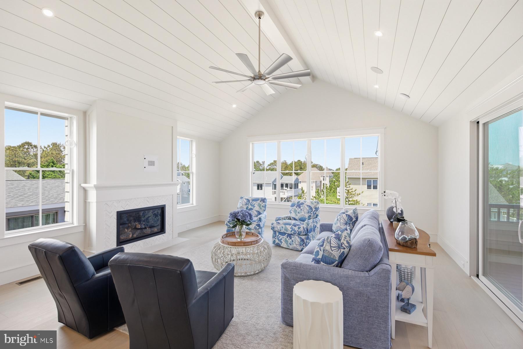 39687 SANDPIPER LANE