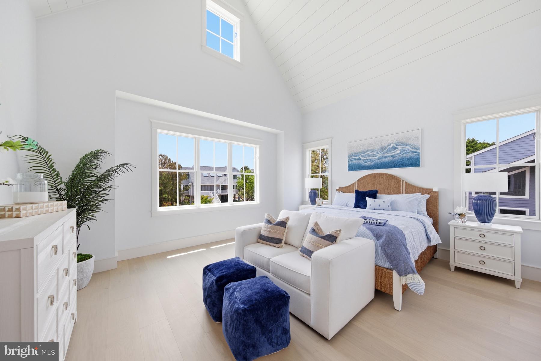 39687 SANDPIPER LANE