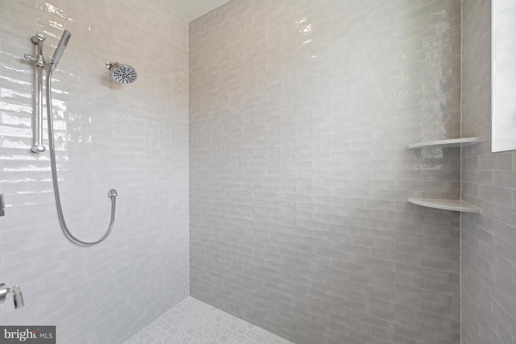 39687 SANDPIPER LANE