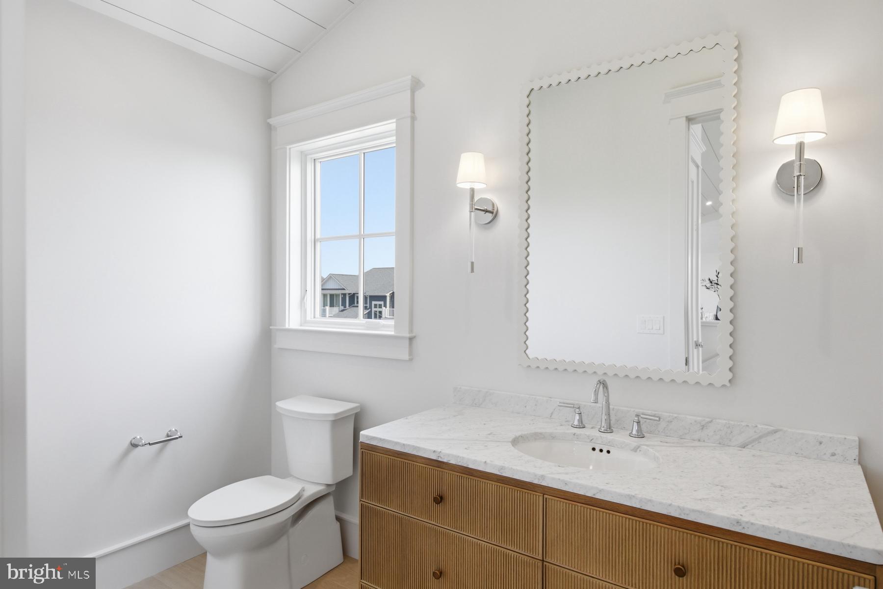 39687 SANDPIPER LANE