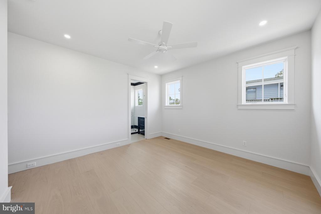 39687 SANDPIPER LANE