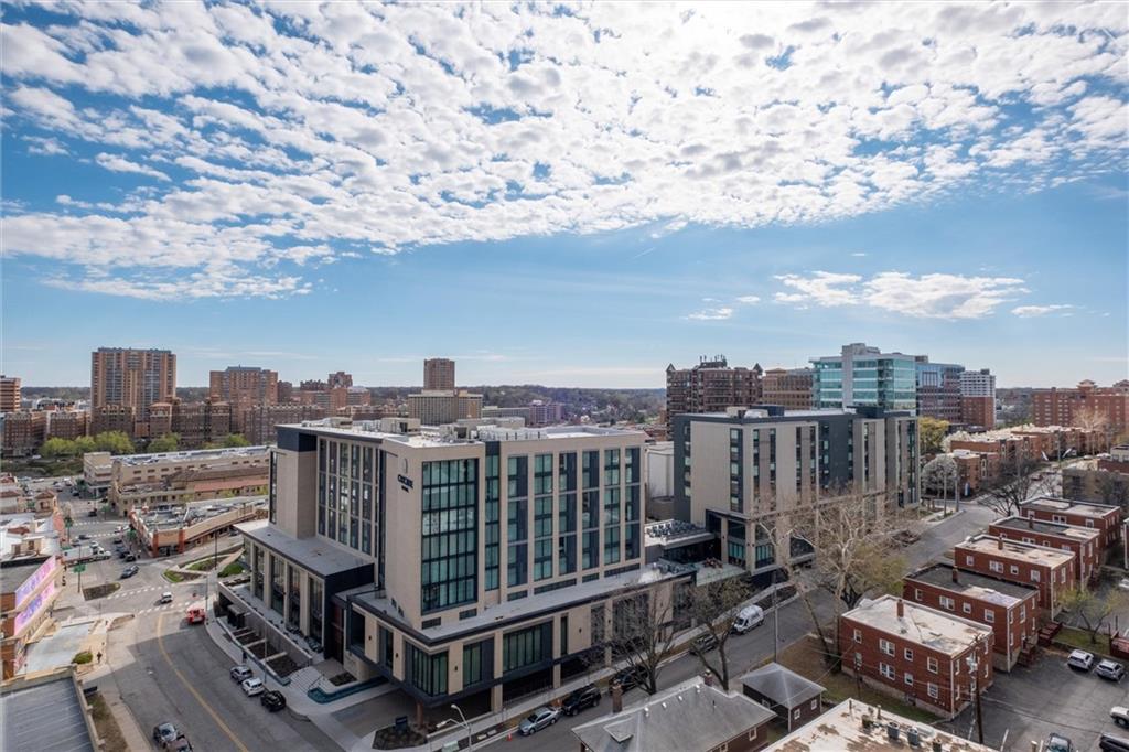 4545 Wornall Road Unit: 1210