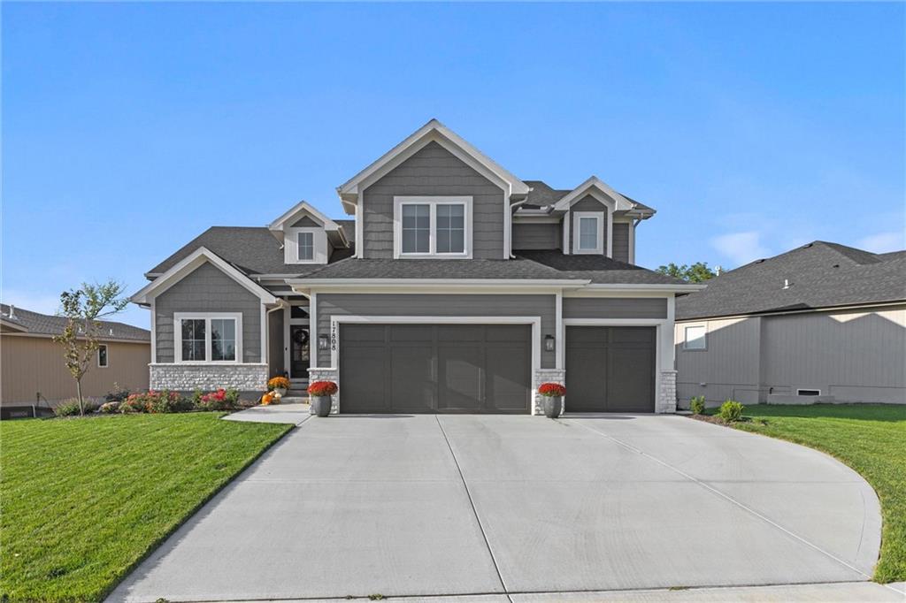 17808 Rainbow Boulevard