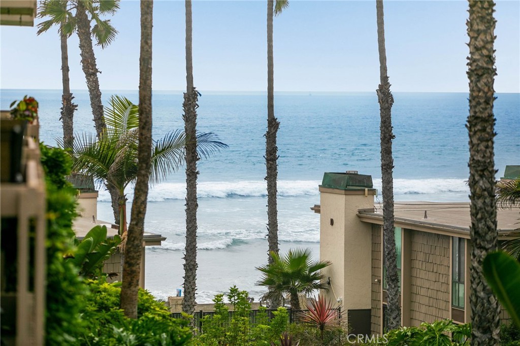 999 N Pacific Street D203