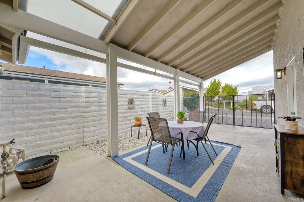 4281 Black Duck Way