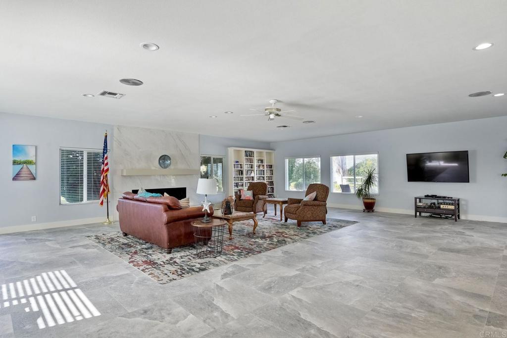 4281 Black Duck Way