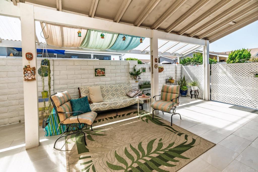 4281 Black Duck Way