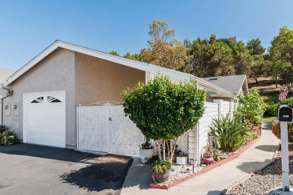 4281 Black Duck Way