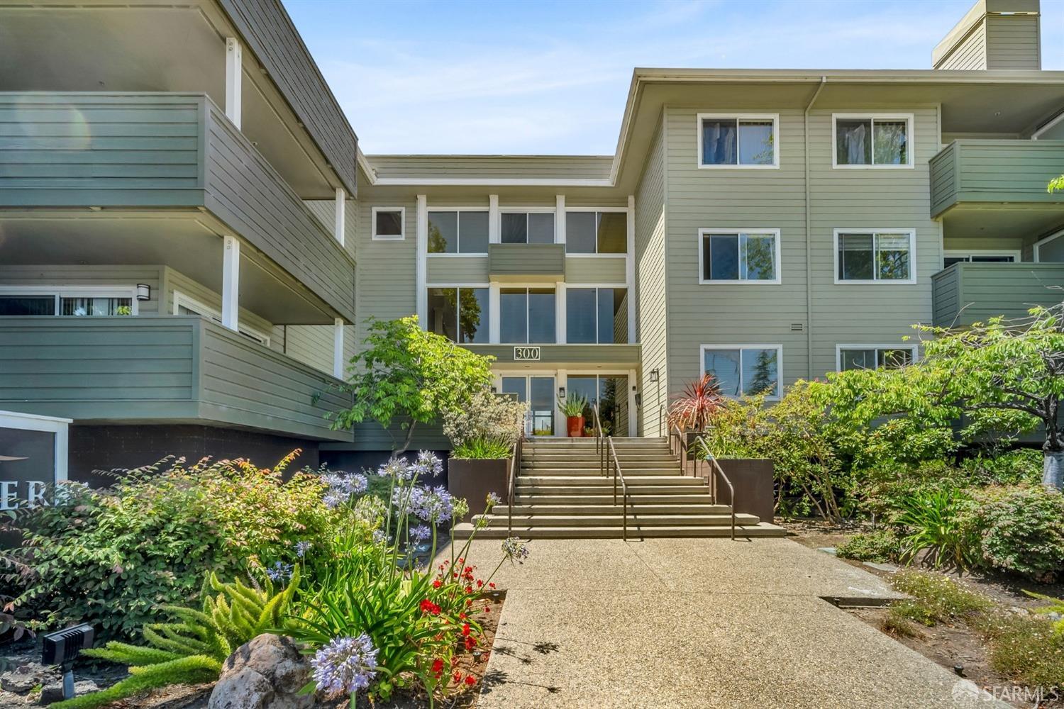 300 Murchison Drive # 319