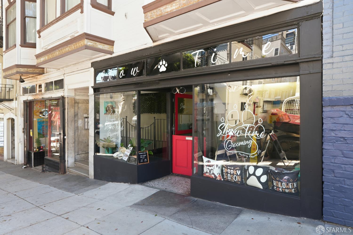 1101 Green Street # 404