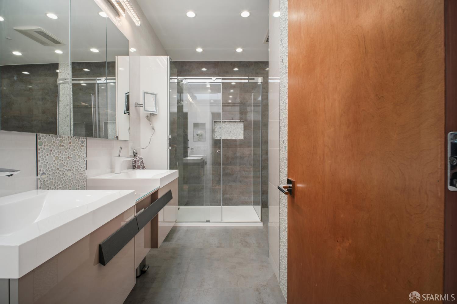 795 La Playa Street # 3