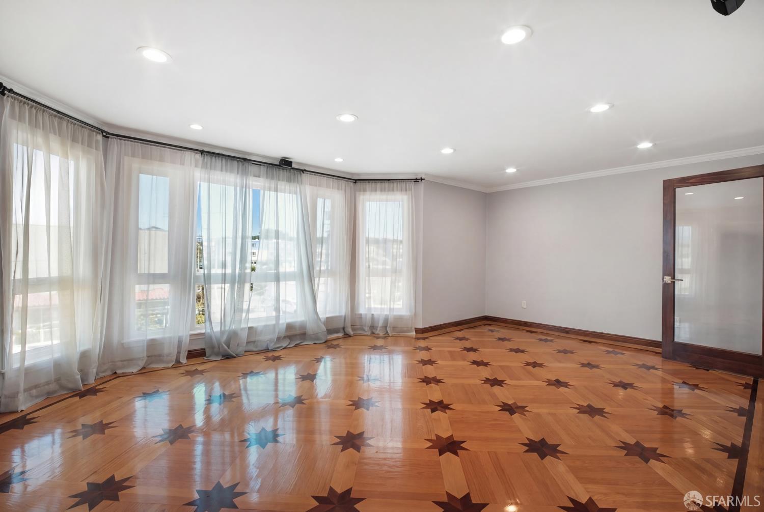 795 La Playa Street # 3