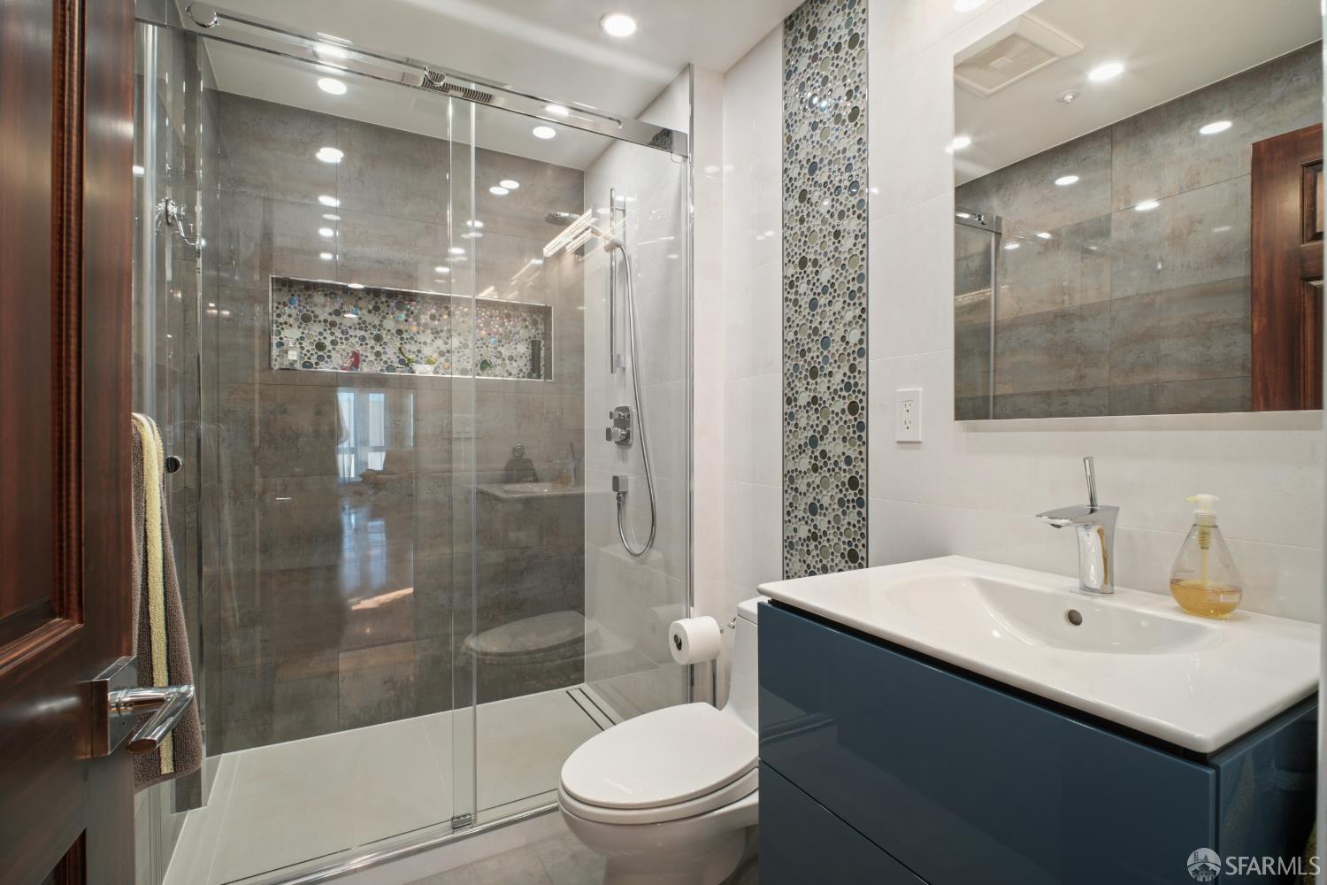795 La Playa Street # 3
