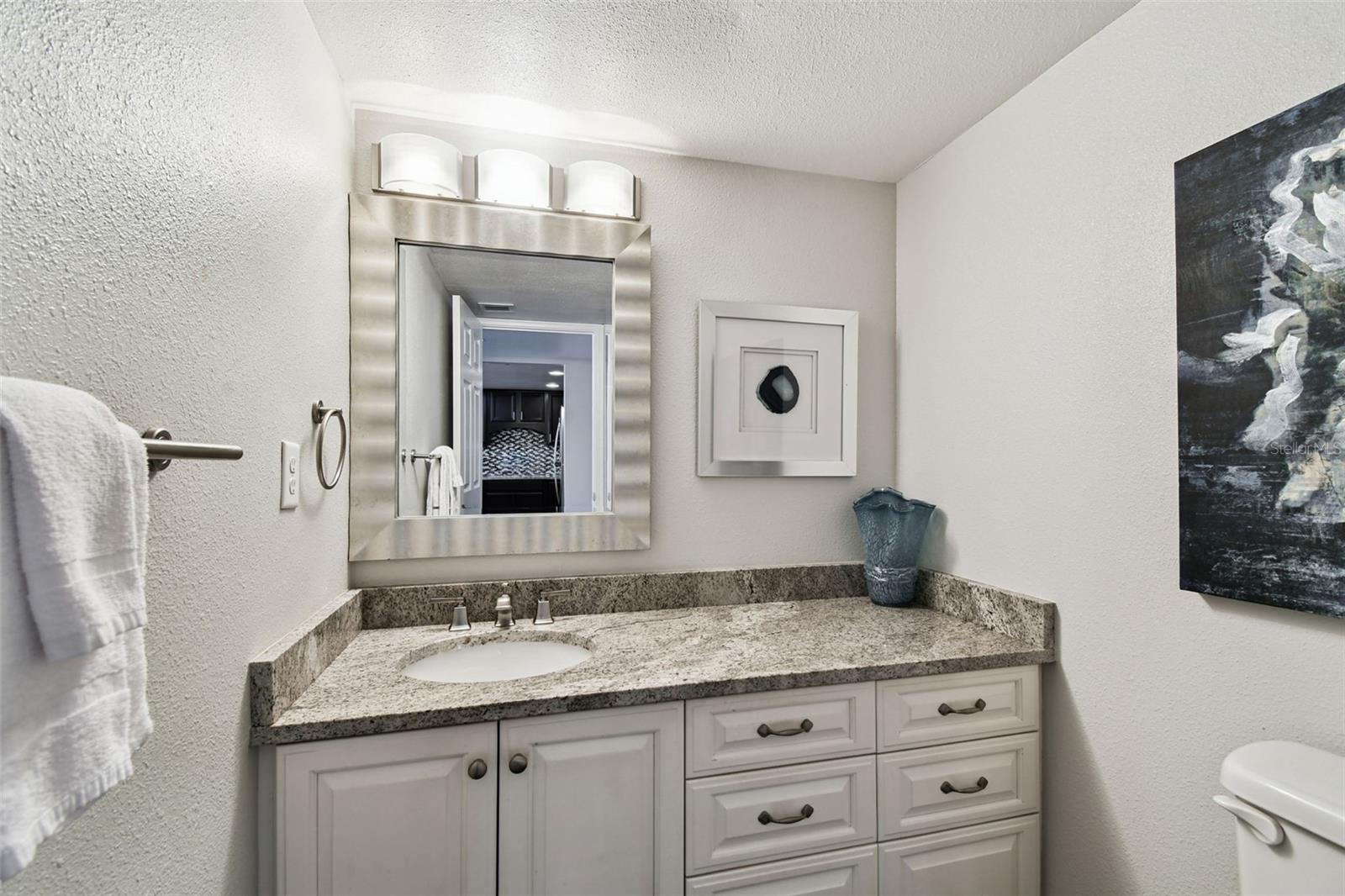 7600 BAYSHORE DR #307