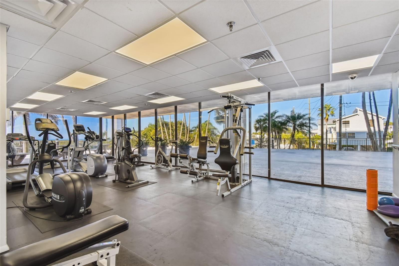 7600 BAYSHORE DR #307